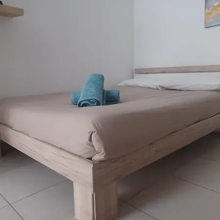 Apartment 2bed With Backyard *