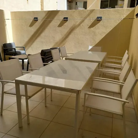 2bed With Backyard * Sliema