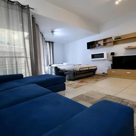 2bed With Backyard דירה *