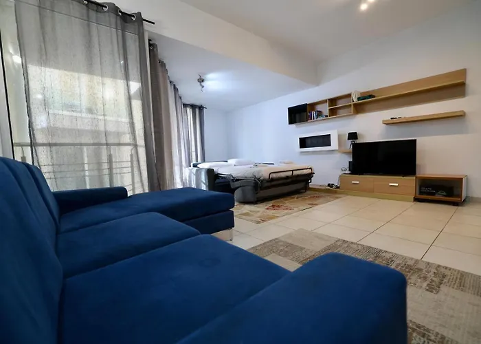 2bed With Backyard Διαμέρισμα *